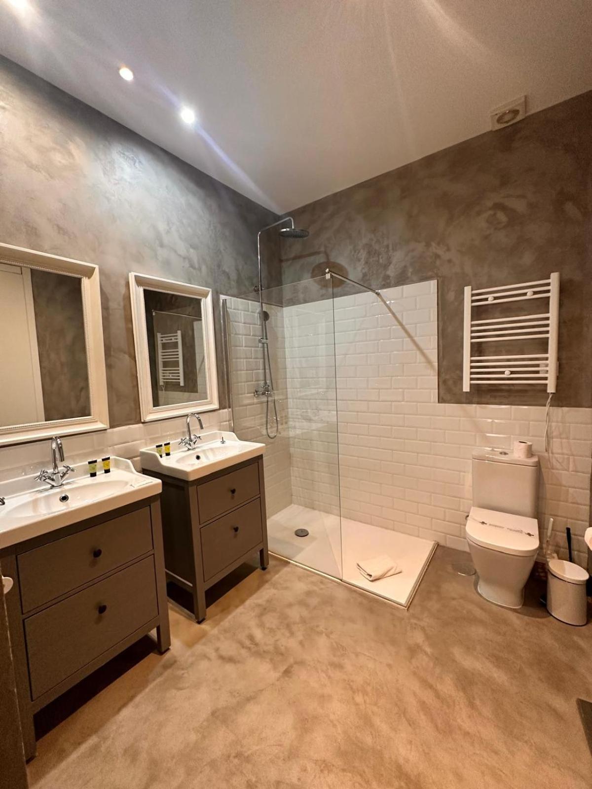 Amazing 3Bd 3Bth With 9 Balconies By Madrid4You Apartments Εξωτερικό φωτογραφία